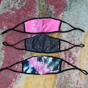 Never Worn Pink VS Face Masks